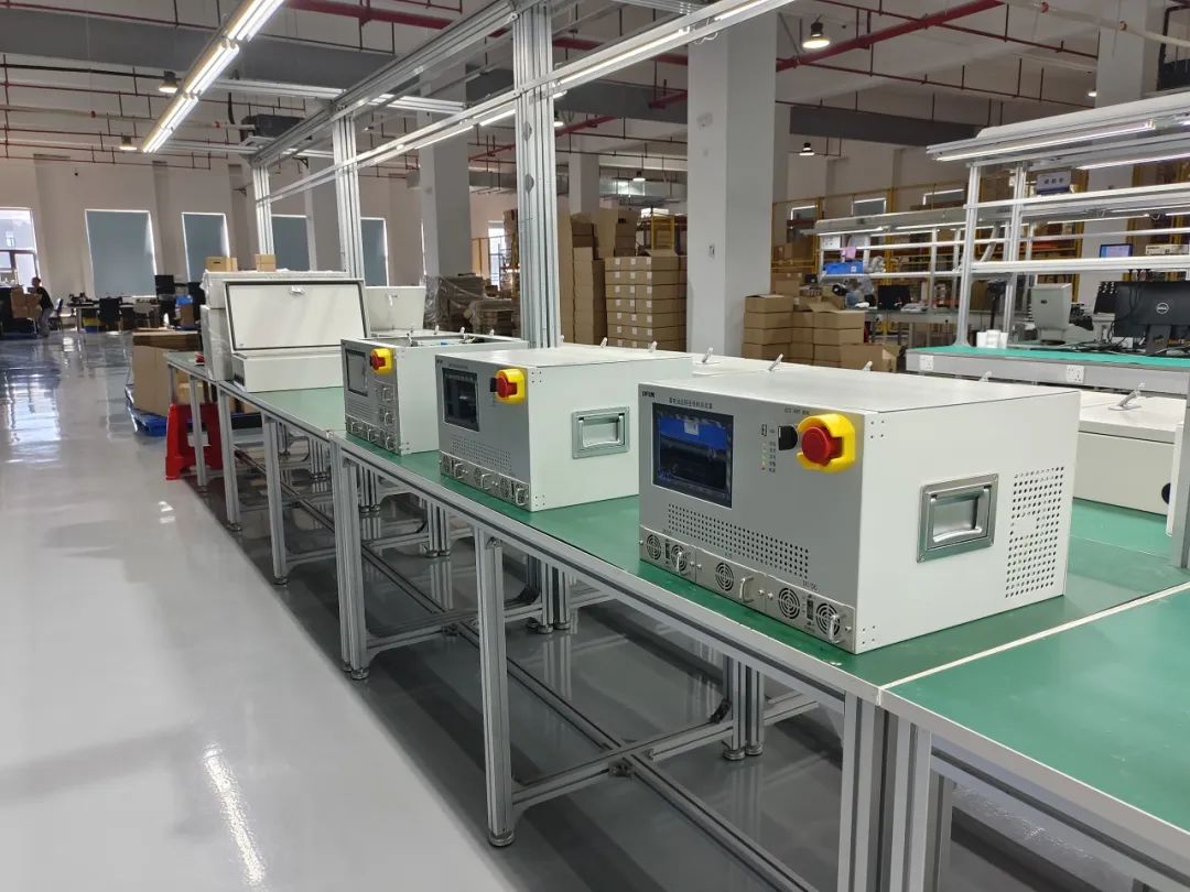 Battery Bank Online Remote Capacity Testing Solution Master Device Banque de batteries, solution de test de capacité à distance en ligne, dispositif principal