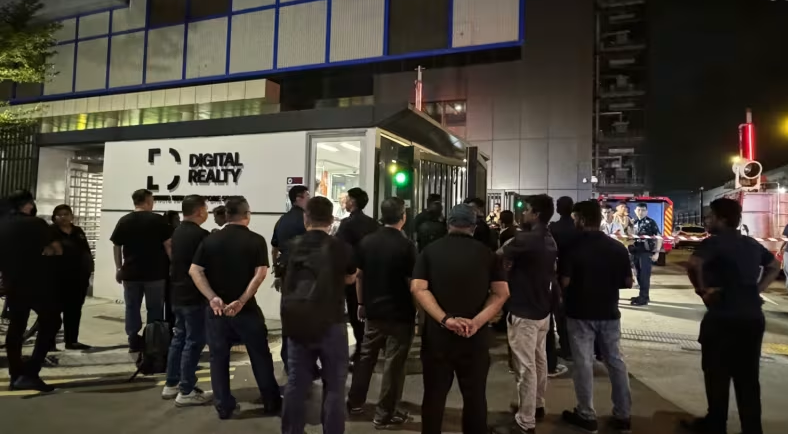 Fire at an Alibaba Cloud Data Center Disrupts Cloud Services Un incendie dans un centre de données cloud d'Alibaba perturbe les services cloud