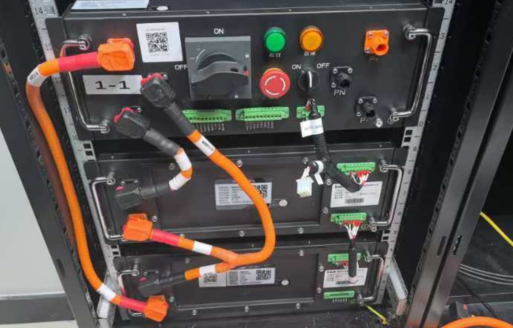 au lithium-ion de secours pour UPS 192 V 384 V4