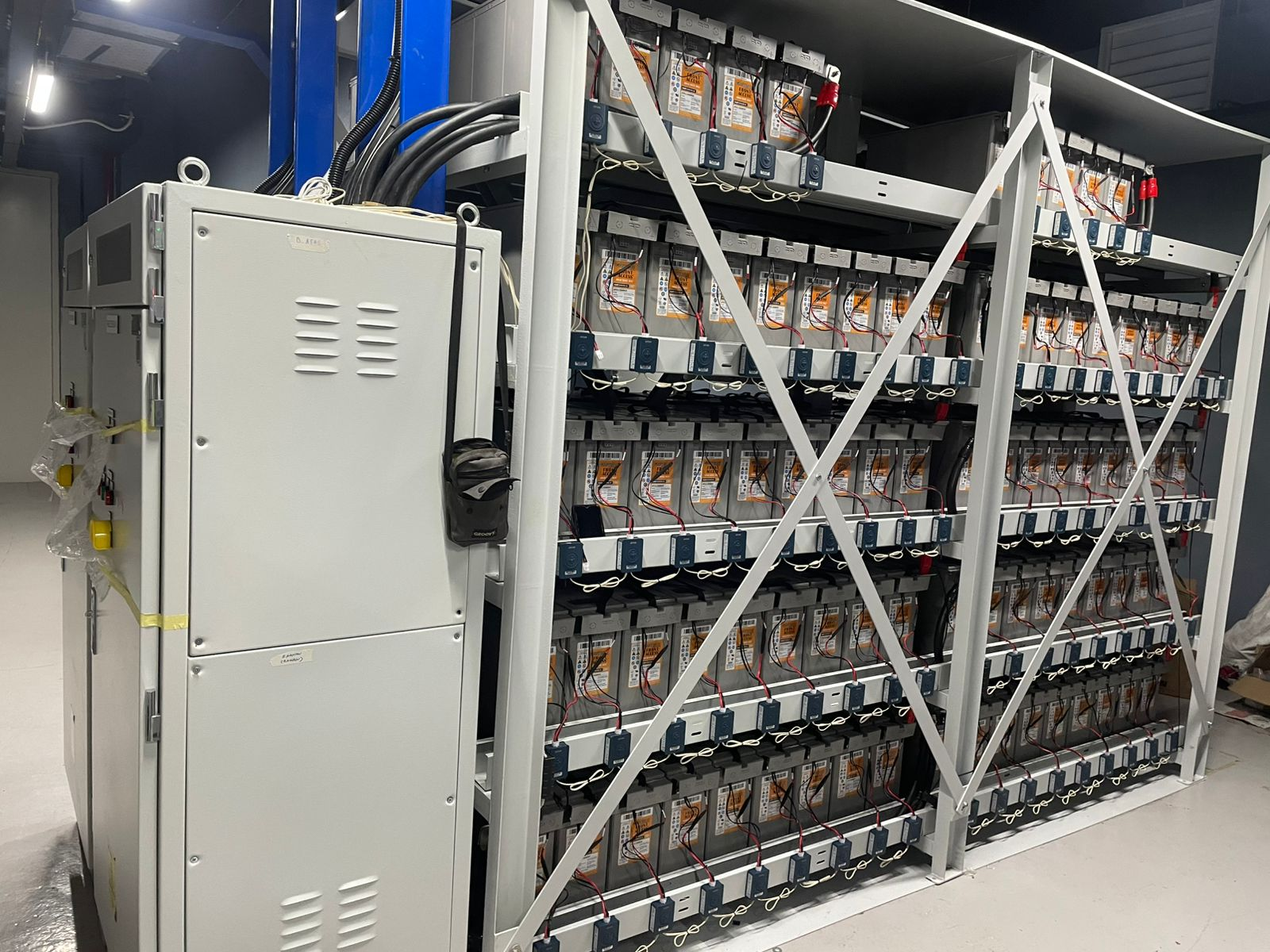 Étude de cas sur le système de surveillance des batteries